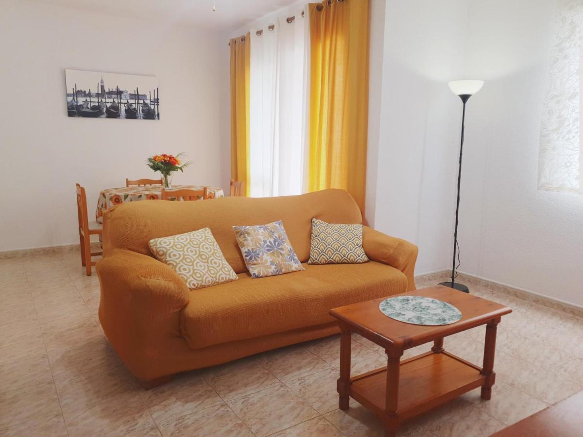 Soleado Apartamento En 네르하 외부 사진
